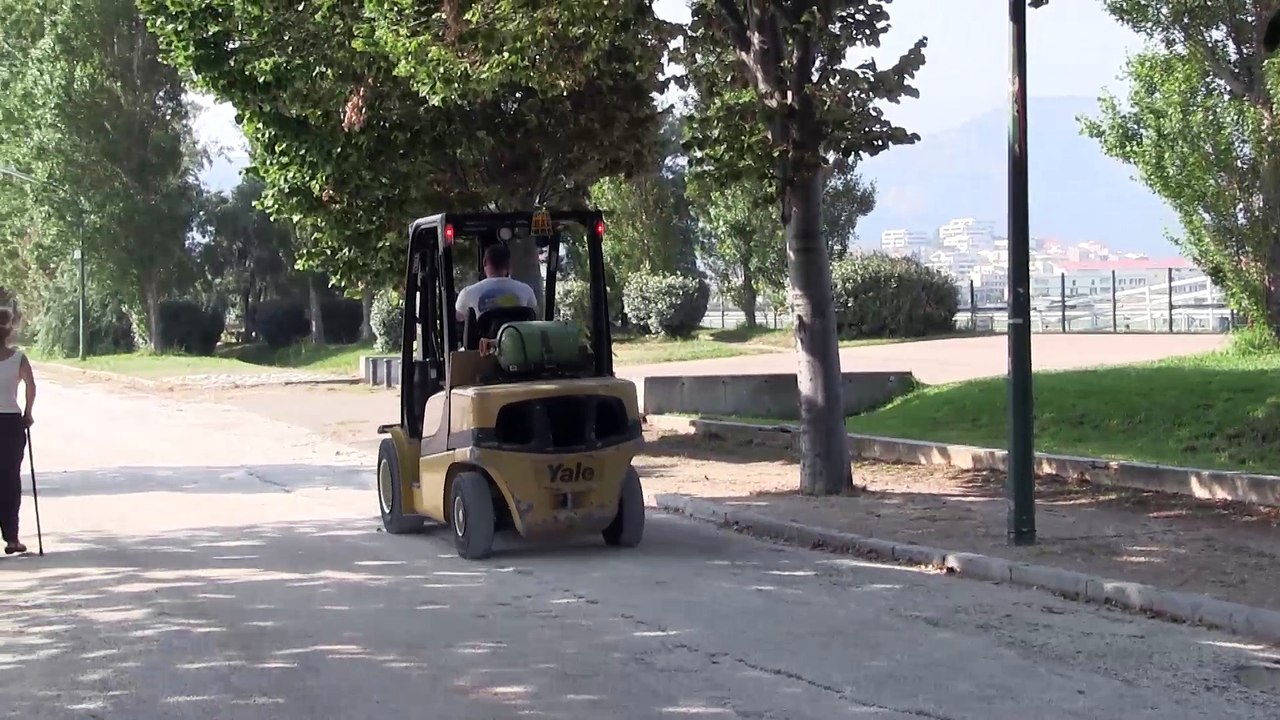 Préparatifs du Mondial à pétanque au parc Borély à Marseille