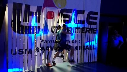 Présentation des joueurs pour la remise du trophée de ProD2