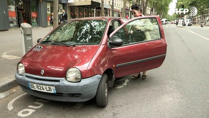 Paris fait la chasse aux vieilles voitures