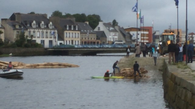 Le pont d'Olivier Grossetête est détruit