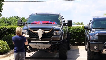 Powerlifting World Champion - Jennifer Thompson