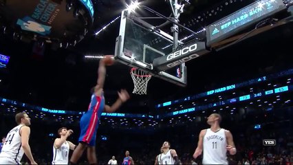 Brandon Jennings lance un alley-oop avec la planche !