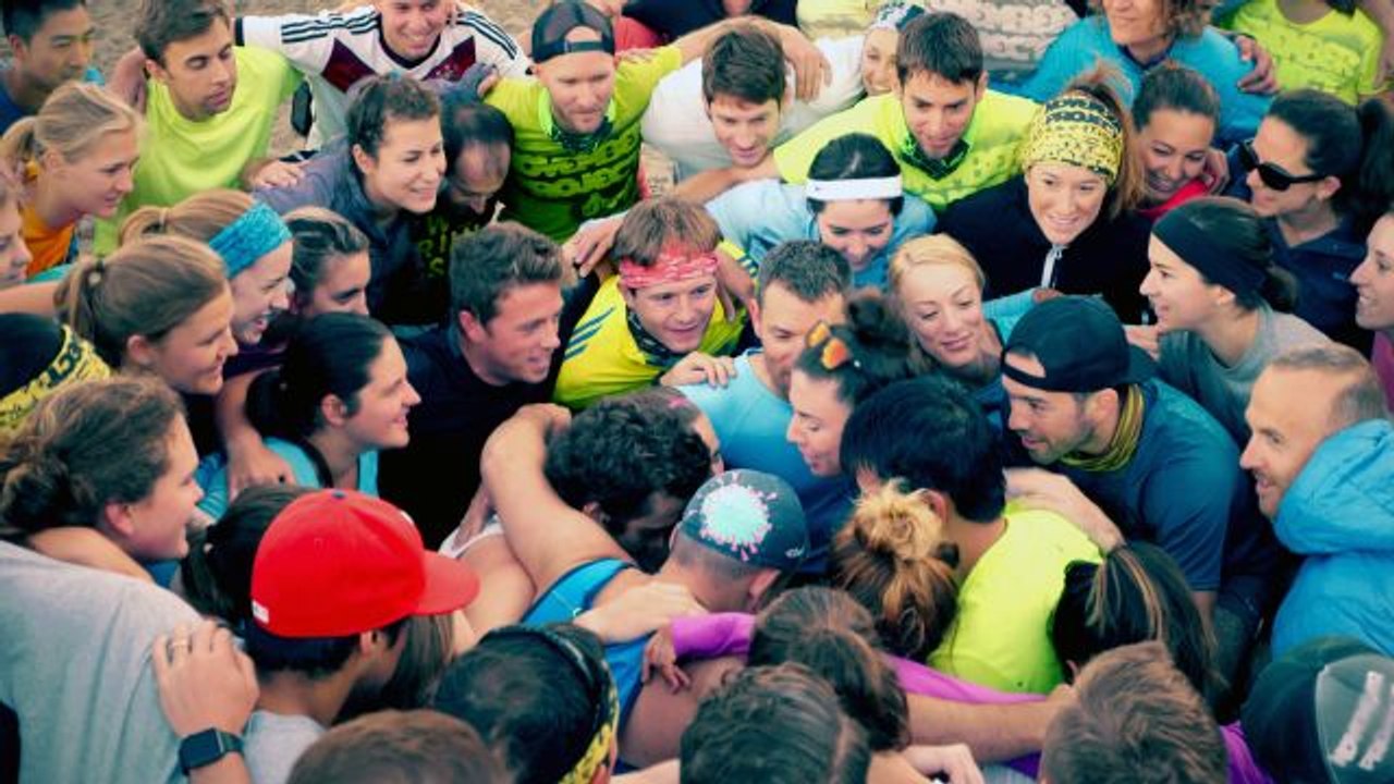 Social Exercise: How the Cultish November Project Uses Hugs and Social Media to Get Fit