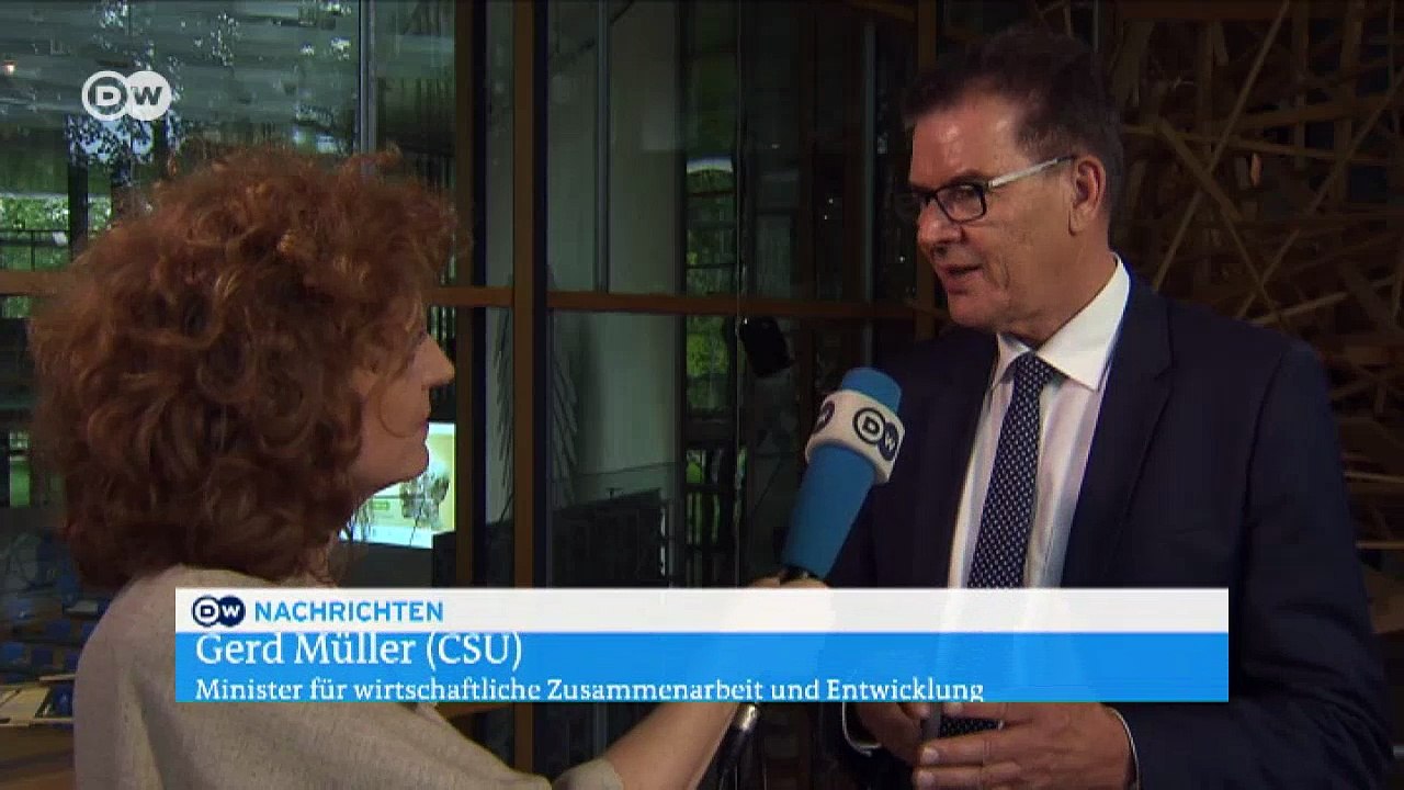 Müller: Beidseitig begehbare Brücke bauen | DW Nachrichten