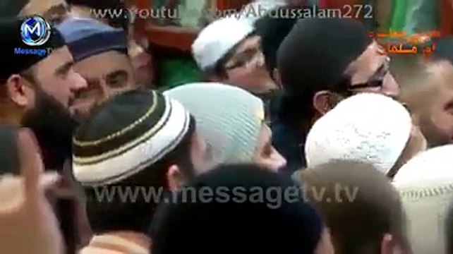 Moulana tariq jameel talking about junaid jamshaid