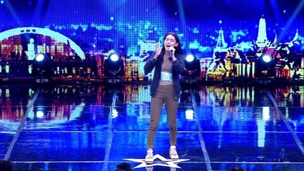 The girl with incredible voice from Thailand's Got Talent gets Golden Buzzer