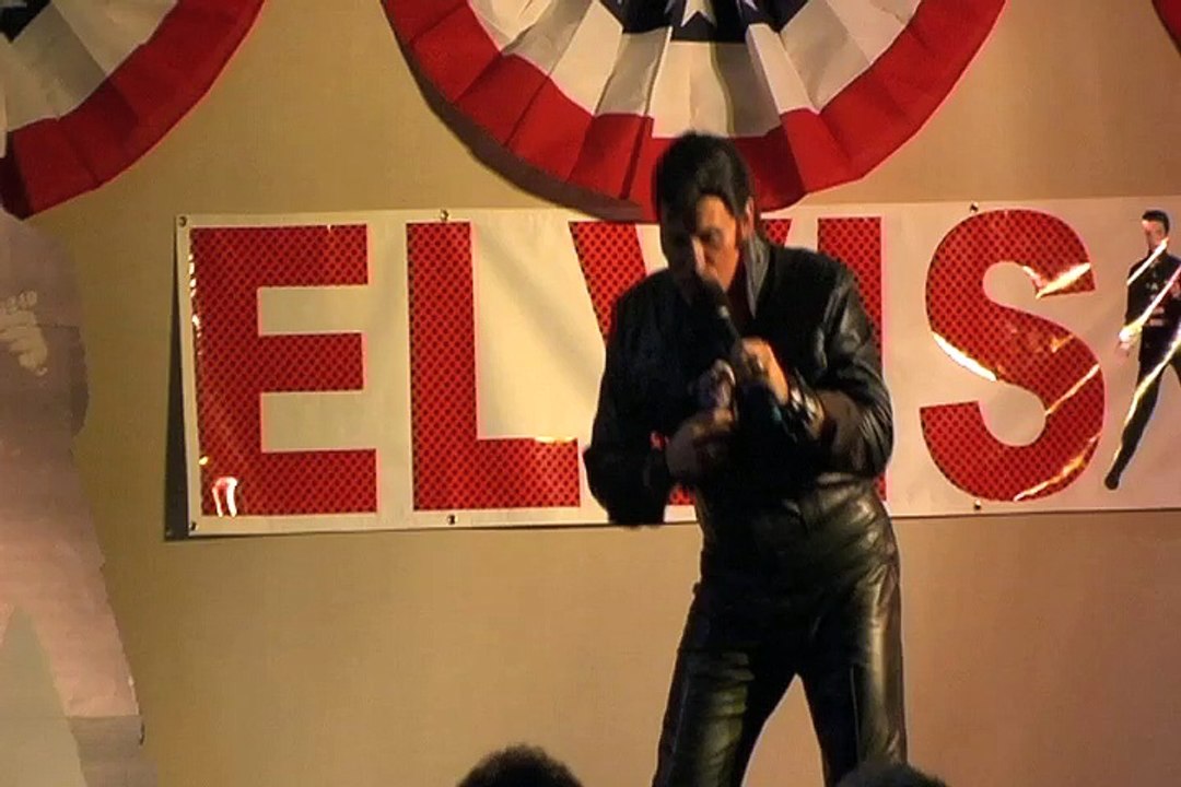 Todd Bodenheimer sings 'Young Dreams' Elvis Week 2012