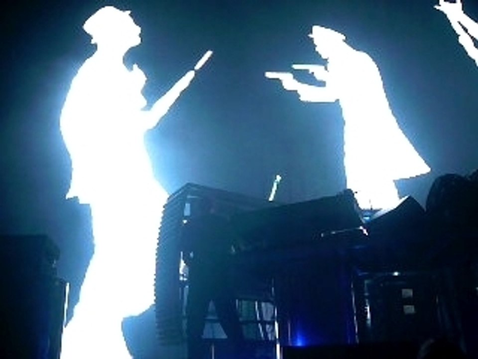 Chemical Brothers Live Zenith - Out of Control