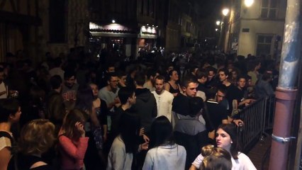 Fête de la musique 2016 devant le 15 à Troyes vid 2