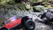 Axial SCX10's and Vaterra Ascender: Mountainriver rock crawling! 2/2