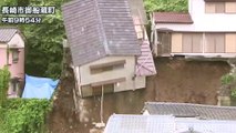 Impresionante derrumbe de una casa en Japón