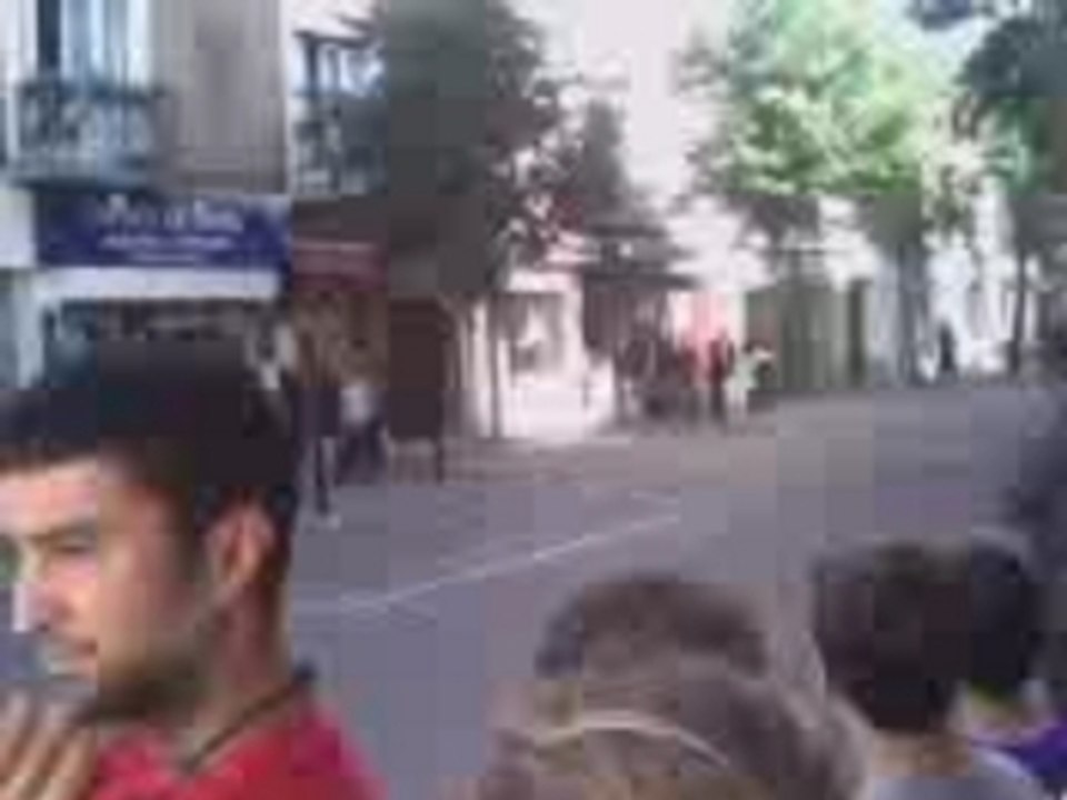 Edouard Baer en tournage à Maisons-Alfort