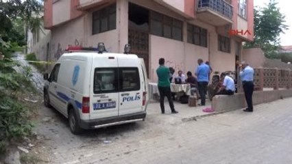 Kullanılmayan Evin Bahçesinde Erkek Cesedi Bulundu