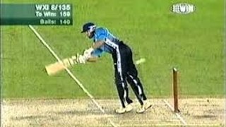 SHAHID AFRIDI - The Most Entertaining 16 Runs You Will Ever See_ MP4 HD