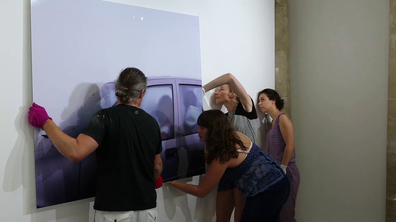 [Teaser] Des gestes blancs parmi les solitudes - Une proposition de quatre étudiantes de l’École nationale supérieure de la photographie à partir des œuvres du Cnap