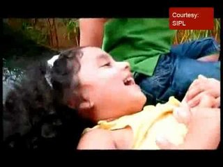 Vivian Dsena and Vahbbiz shoot with kids