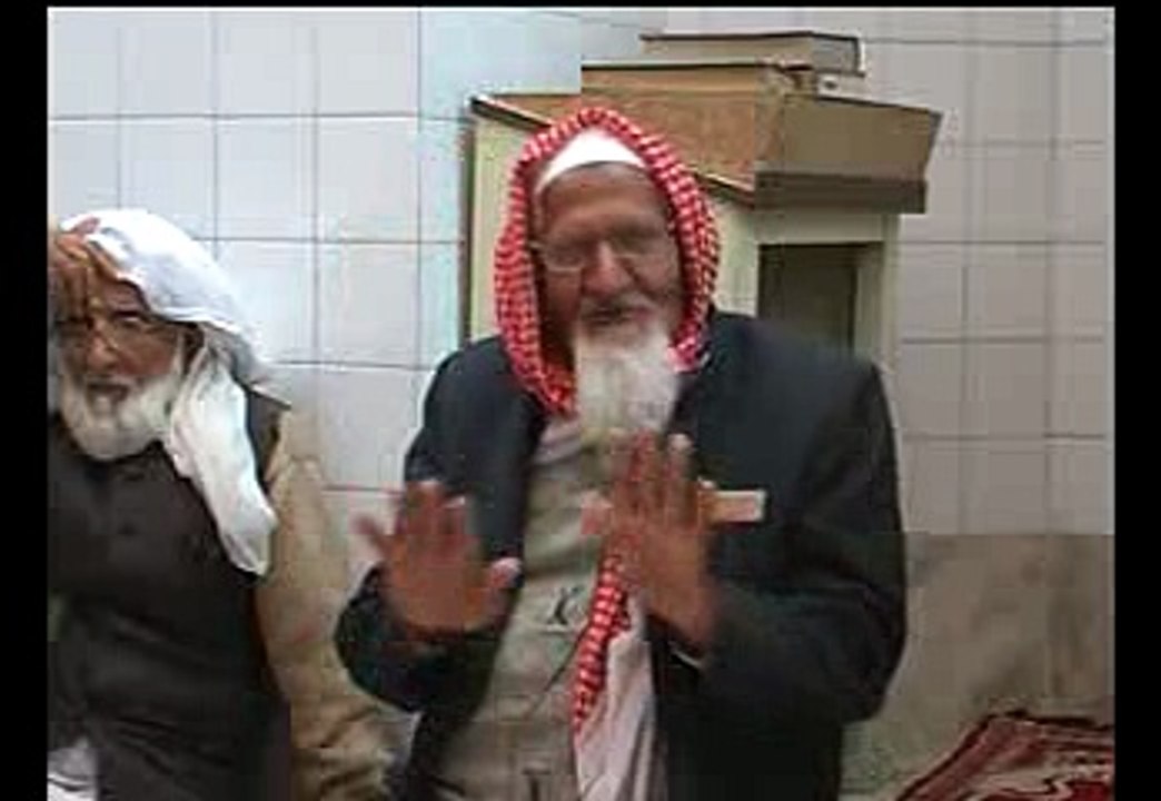 Deen e Islam ko Tukro mein Mat samjhain - Molana Ishaq