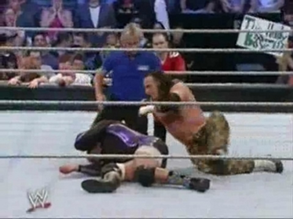 WWE Matt Hardy vs MVP