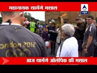 Amitabh Bachchan to carry Olympic torch ‎