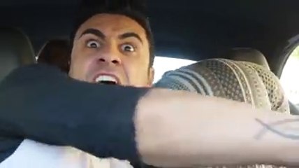 what happened when a girl is in a relation with her mobile phone 7th video