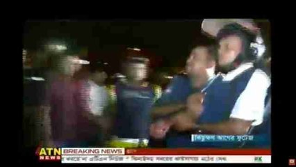 Hombres armados retienen al menos a 20 rehenes en un restaurante en Bangladesh