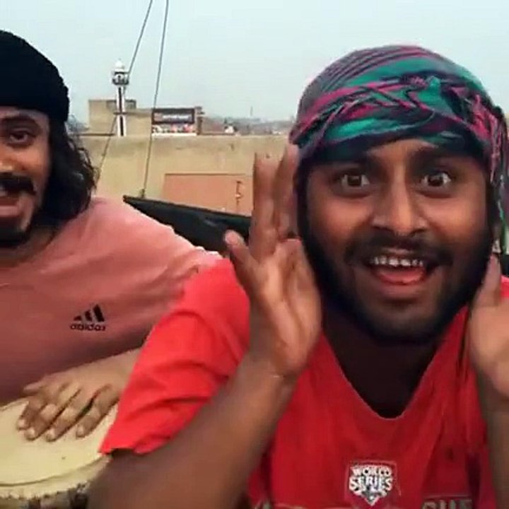 Faisalabad ke Larkon ka Aik aur Funny Song for PML-N Govt - London wich Dairay