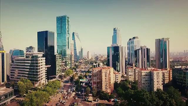 Tuğba Özerk - Başkasını Seviyorum