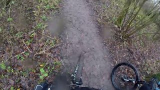 (HD) Specialized Camber Evo 29 ride and crash