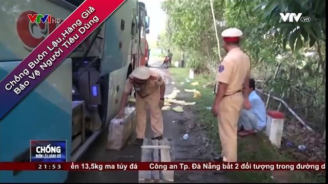 Quảng Nam: Lực lượng chức năng bắt giữ xe khách chở nhiều vũ khí quân dụng trong đó có có ...