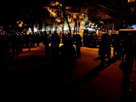 Prise d'otages au Bangladesh: les forces de sécurité lancent l'assaut