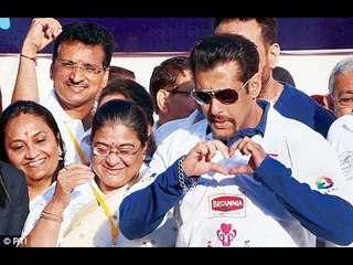 Salman Khan Flags Off Little Heart Marathon !