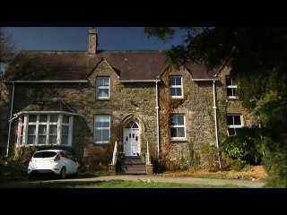 Come Dine With Me Wales. How not to say the word magnificent!