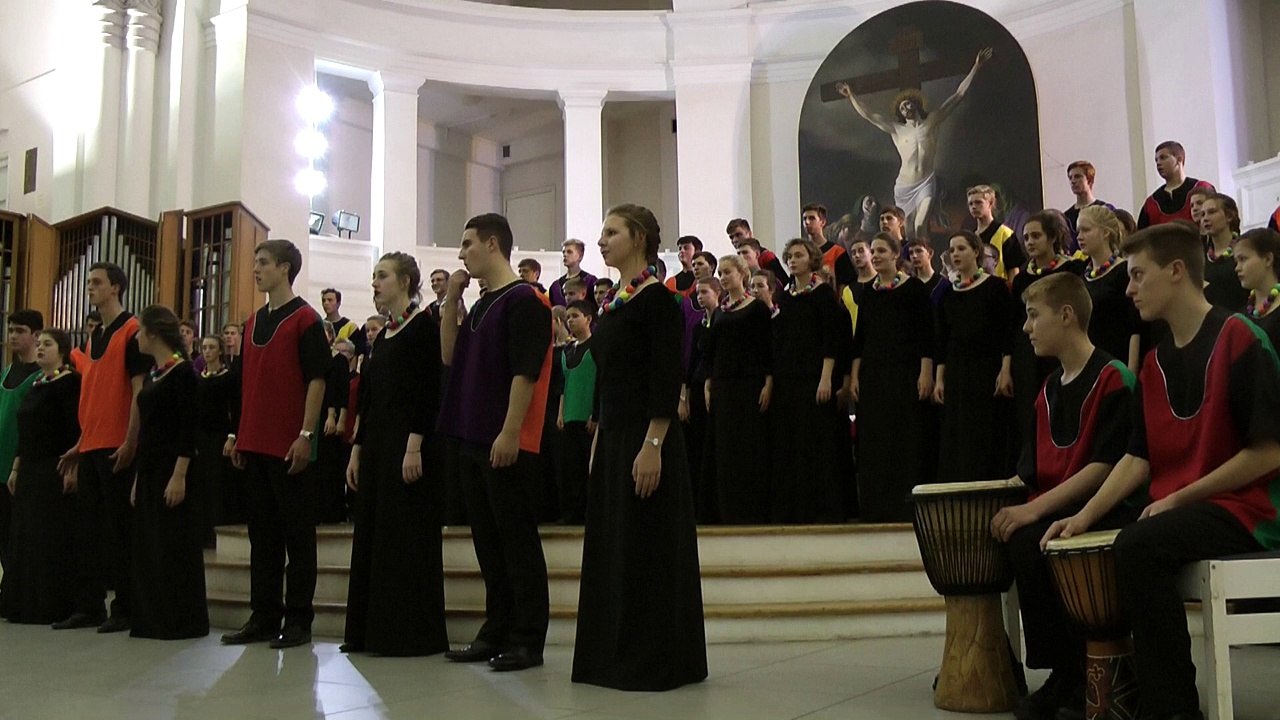Menlo Park High School Choir. African songs.