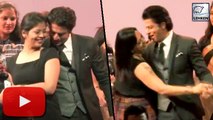 Shahrukh Khan FLIRTS With Female Fans