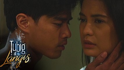 Tubig at Langis,: Clara and Jaime's secret