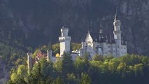 Schloss Neuschwanstein - Germany - Vacation Travel Video Guide