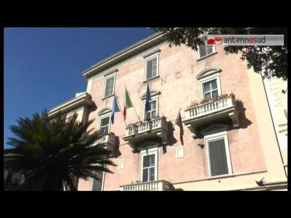 Tg Antenna Sud - Con un click si gonfia lo stipendio per dieci anni