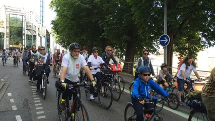 Manifestation contre la loi Travail à vélo au Mans