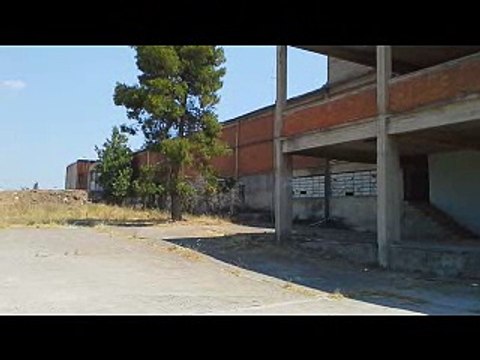 Στα παλιά κλωστήρια Σαγίρογλου ο χώρος φιλοξενίας προσφύγων στη Θήβα