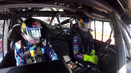 course entre un véhicule de 850 ch et un dragster de 10000 ch