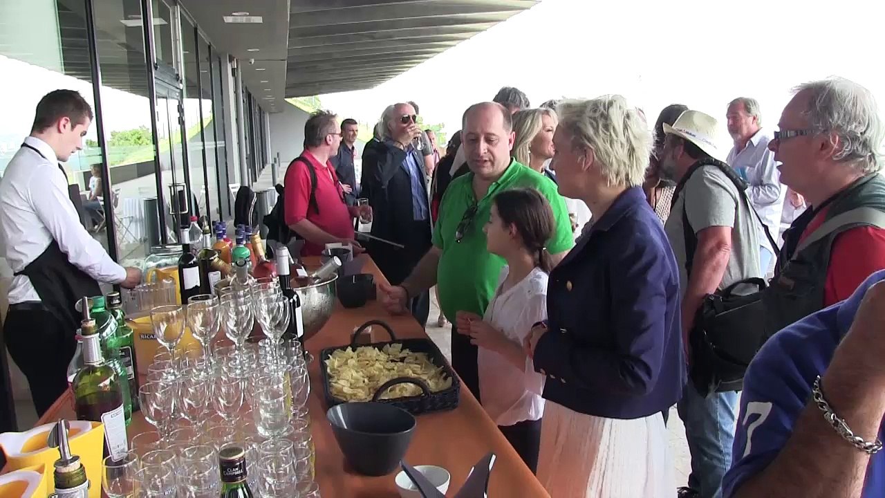 Arrivée des personnalités au Palais du Pharo pour le Mondial la Marseillaise à Pétanque