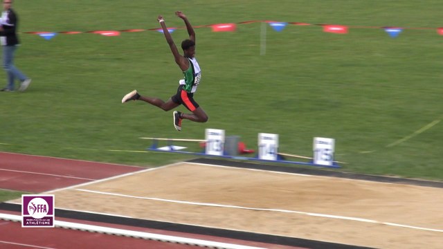 Finale Triple Saut Juniors Garçons (Victoire de Melvin Raffin avec 16,93 m)