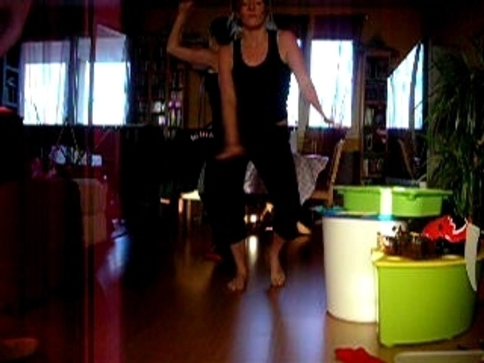 Shake a groove thing