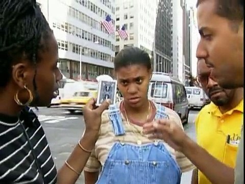 Street Magic by David Blaine HD (Best street Magician)