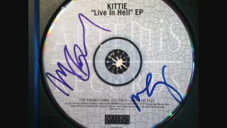 Kittie Paperdoll ( Remix )( Live )( 11-24-01 Detroit,MI )