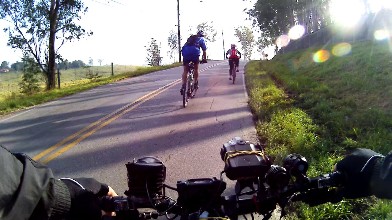 4k, ultra HD, Fazenda Nova Gokula, trilhas de mountain bike, Mtb, 23 amigos, 100 km, Taubaté a Pindamonhangaba, Ribeirão Grande, Rio Paraíba do Sul, amigos e a bike Soul SL 129, 24v, junho de 2016, Marcelo Ambrogi, (12)