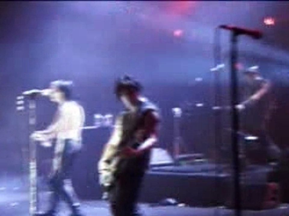 Nine inch nails & marilyn manson - the beautiful people and