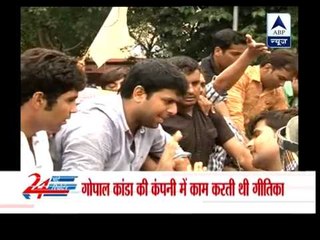 Delhi: INLD workers protest against Kanda at Parliament Street