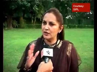 Jayaprada hits back at Azam Khan