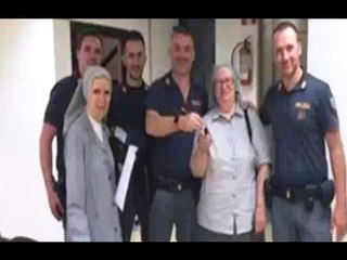 Roma - Polizia restituisce autovettura rubata alle suore (27.06.16)